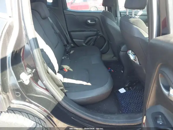 ZACCJBBT2GPD32362 2016 JEEP RENEGADE - Image 8