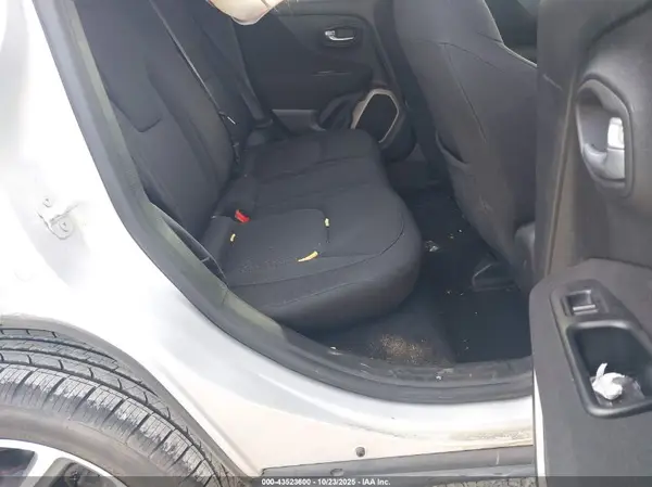 ZACCJBBT2GPD37805 2016 JEEP RENEGADE - Image 8