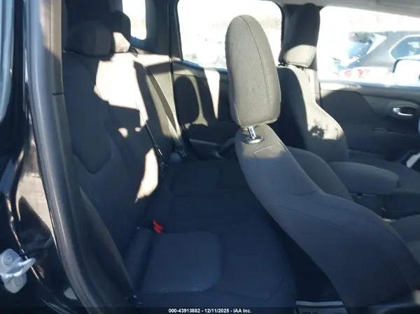 ZACCJBBT2GPD42731 2016 JEEP RENEGADE - Image 8