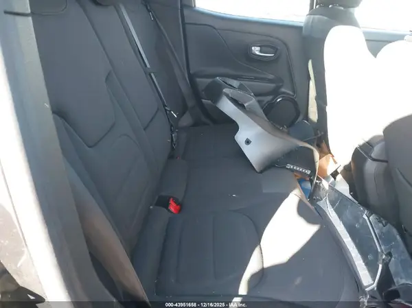 ZACCJBBT2GPD72182 2016 JEEP RENEGADE - Image 8