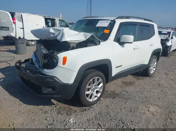 ZACCJBBT2GPD81318 2016 JEEP RENEGADE - Image 2