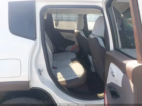 ZACCJBBT2GPD81318 2016 JEEP RENEGADE - Image 8