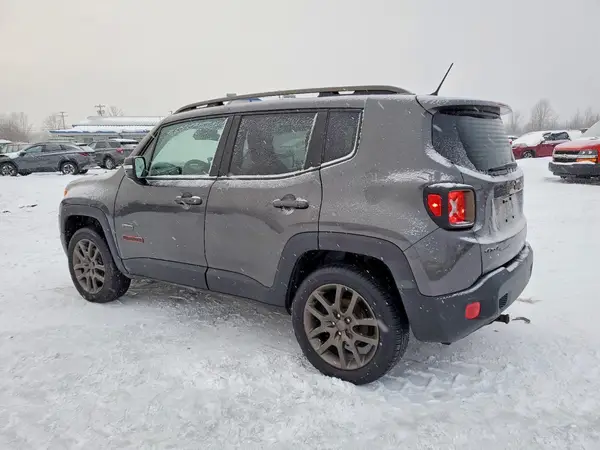ZACCJBBT2GPE16830 2016 JEEP RENEGADE - Image 2