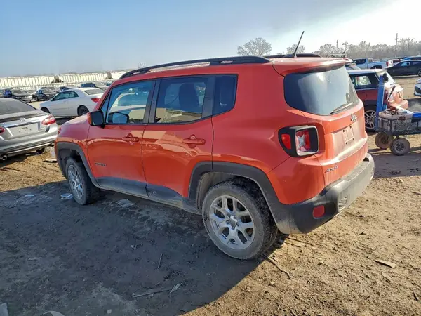 ZACCJBBT2GPE33823 2016 JEEP RENEGADE - Image 2