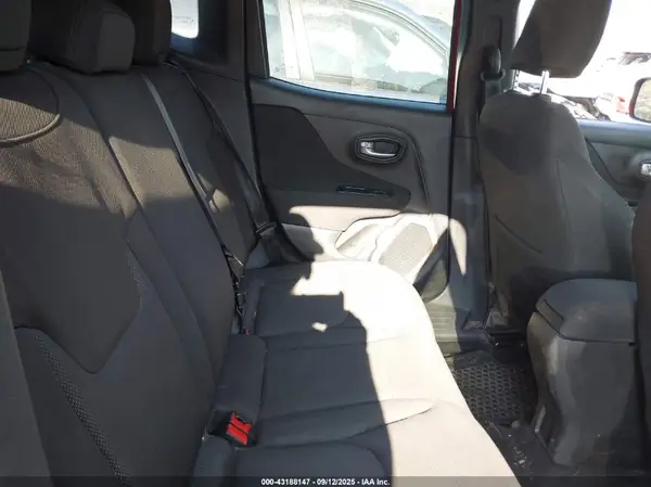 ZACCJBBT3GPC87853 2016 JEEP RENEGADE - Image 8
