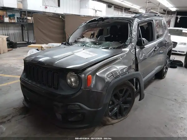 ZACCJBBT3GPC87996 2016 JEEP RENEGADE - Image 2