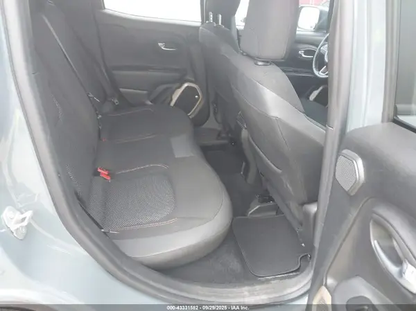 ZACCJBBT3GPD34315 2016 JEEP RENEGADE - Image 8