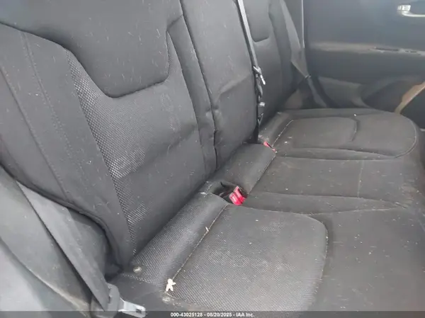 ZACCJBBT3GPD53558 2016 JEEP RENEGADE - Image 8