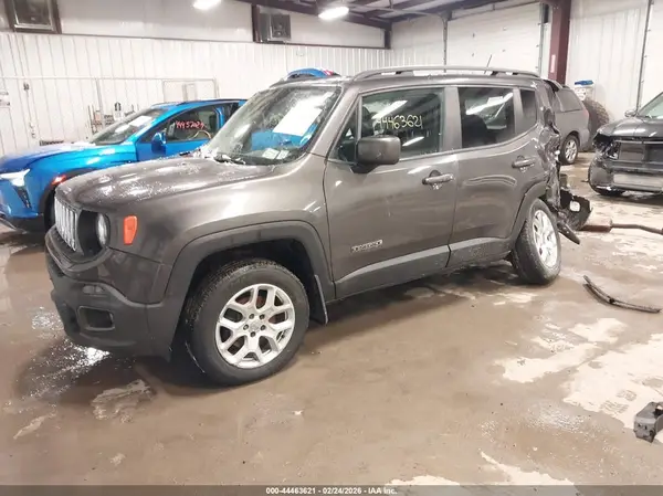 ZACCJBBT3GPD78430 2016 JEEP RENEGADE - Image 2