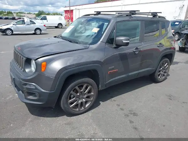 ZACCJBBT3GPD87077 2016 JEEP RENEGADE - Image 2