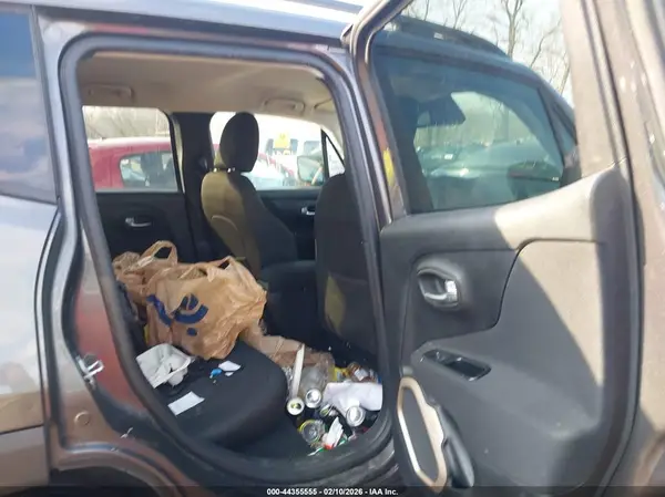 ZACCJBBT3GPD89489 2016 JEEP RENEGADE - Image 8