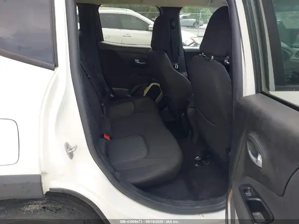 ZACCJBBT3GPD96569 2016 JEEP RENEGADE - Image 8