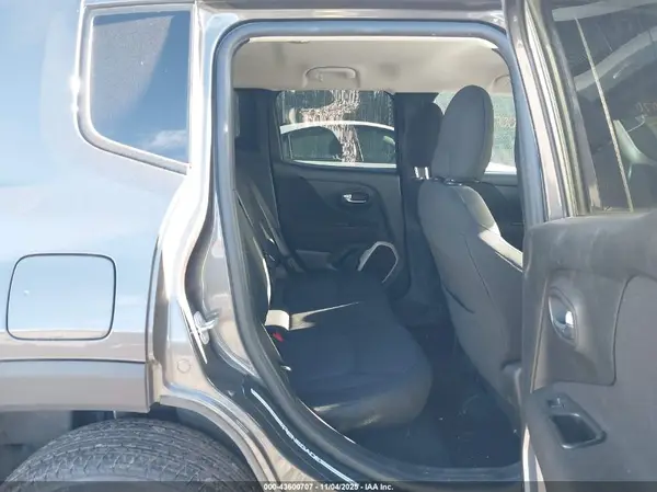 ZACCJBBT4GPC54764 2016 JEEP RENEGADE - Image 8