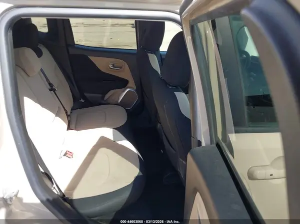 ZACCJBBT4GPC67515 2016 JEEP RENEGADE - Image 8