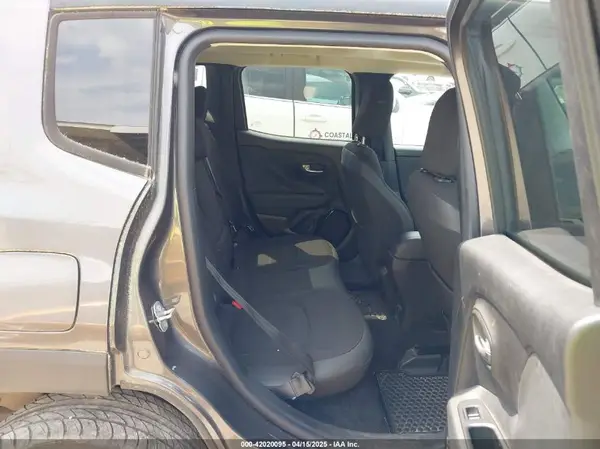 ZACCJBBT4GPC96786 2016 JEEP RENEGADE - Image 8