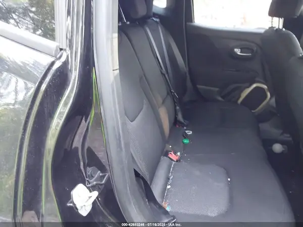 ZACCJBBT4GPD14266 2016 JEEP RENEGADE - Image 8