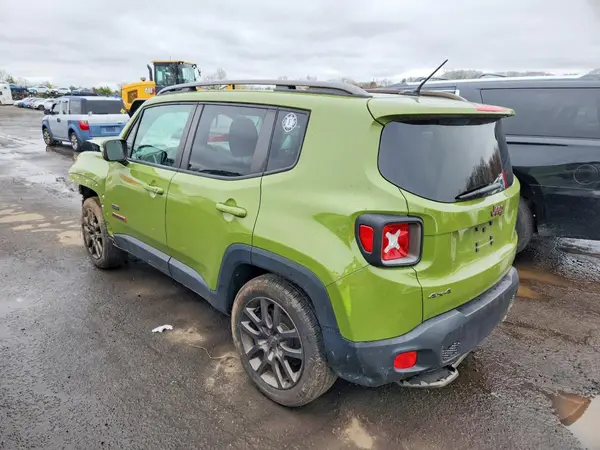 ZACCJBBT4GPD14820 2016 JEEP RENEGADE - Image 2