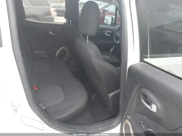 ZACCJBBT4GPD15594 2016 JEEP RENEGADE - Image 8