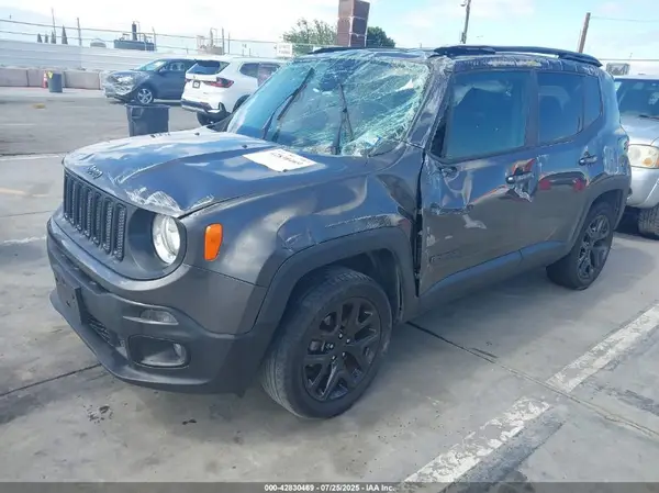 ZACCJBBT4GPD43556 2016 JEEP RENEGADE - Image 2