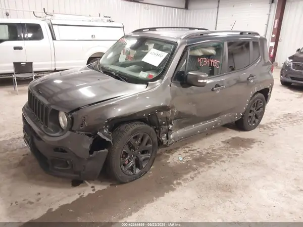 ZACCJBBT4GPD63774 2016 JEEP RENEGADE - Image 2