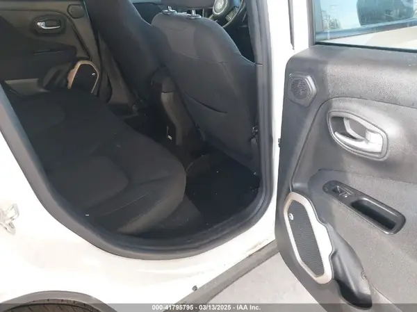 ZACCJBBT4GPD69607 2016 JEEP RENEGADE - Image 8