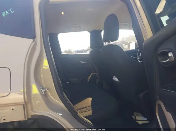 ZACCJBBT4GPD90358 2016 JEEP RENEGADE - Image 8