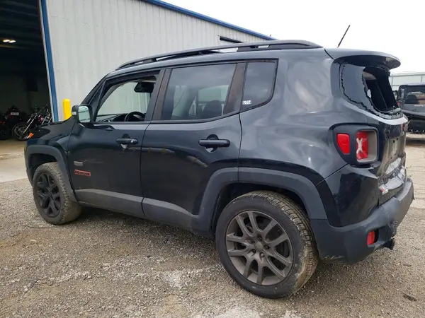 ZACCJBBT4GPE11693 2016 JEEP RENEGADE - Image 2
