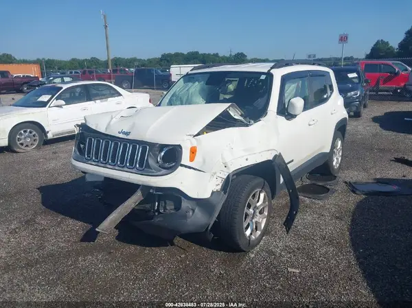 ZACCJBBT4GPE29384 2016 JEEP RENEGADE - Image 2