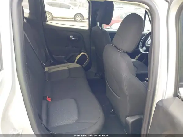 ZACCJBBT4GPE33743 2016 JEEP RENEGADE - Image 8