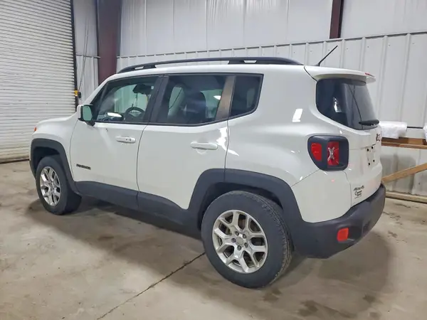 ZACCJBBT4GPE39252 2016 JEEP RENEGADE - Image 2