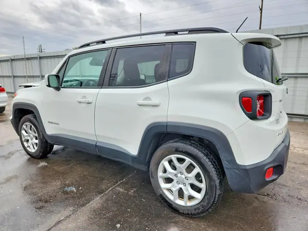 ZACCJBBT5GPC65126 2016 JEEP RENEGADE - Image 2