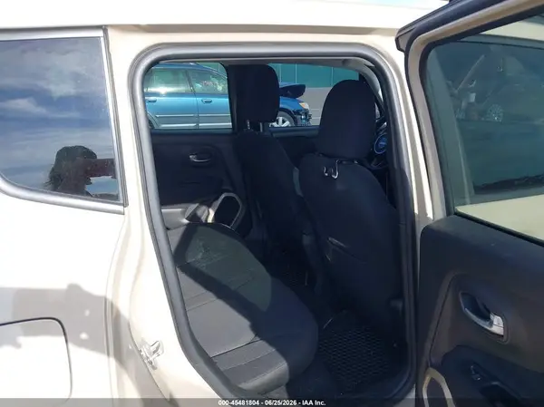 ZACCJBBT5GPD07844 2016 JEEP RENEGADE - Image 8