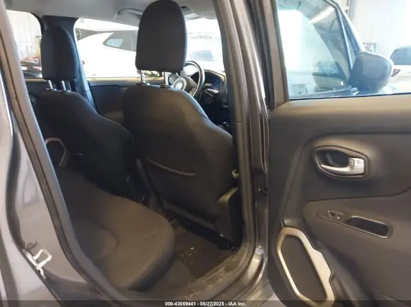 ZACCJBBT5GPD42786 2016 JEEP RENEGADE - Image 8