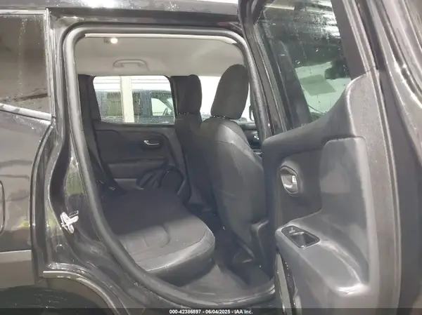 ZACCJBBT5GPD54338 2016 JEEP RENEGADE - Image 8