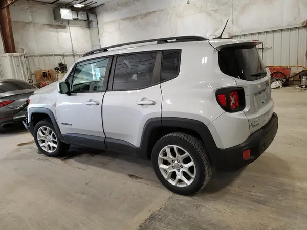 ZACCJBBT5GPD70586 2016 JEEP RENEGADE - Image 2