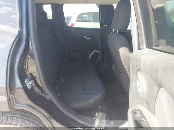 ZACCJBBT5GPD78672 2016 JEEP RENEGADE - Image 8