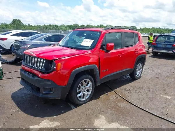 ZACCJBBT5GPE37719 2016 JEEP RENEGADE - Image 2