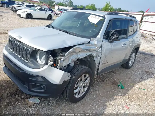 ZACCJBBT5GPE39728 2016 JEEP RENEGADE - Image 2