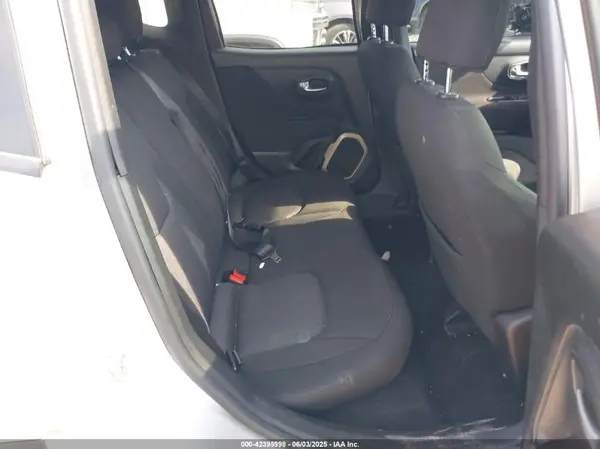 ZACCJBBT5GPE39728 2016 JEEP RENEGADE - Image 8