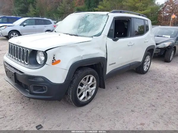 ZACCJBBT6GPC65233 2016 JEEP RENEGADE - Image 2