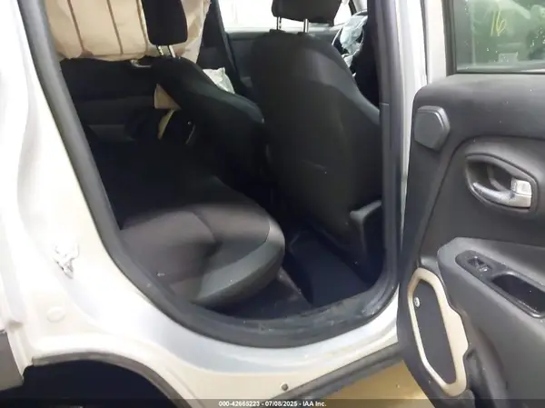 ZACCJBBT6GPD87932 2016 JEEP RENEGADE - Image 8