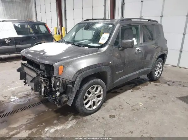 ZACCJBBT6GPD88708 2016 JEEP RENEGADE - Image 2