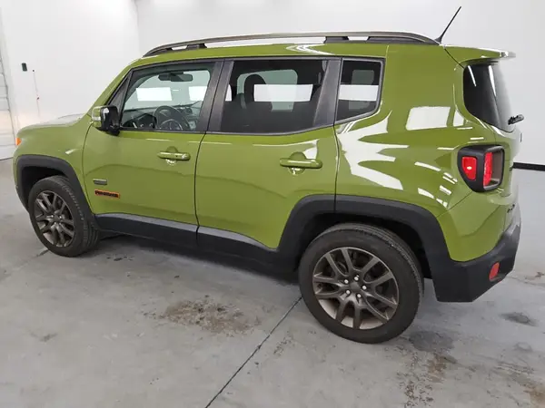ZACCJBBT6GPE15731 2016 JEEP RENEGADE - Image 2