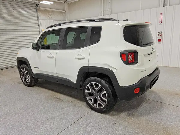 ZACCJBBT6GPE20105 2016 JEEP RENEGADE - Image 2