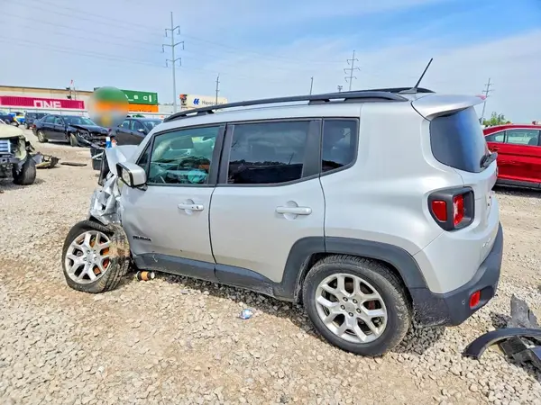 ZACCJBBT7GPD09594 2016 JEEP RENEGADE - Image 2