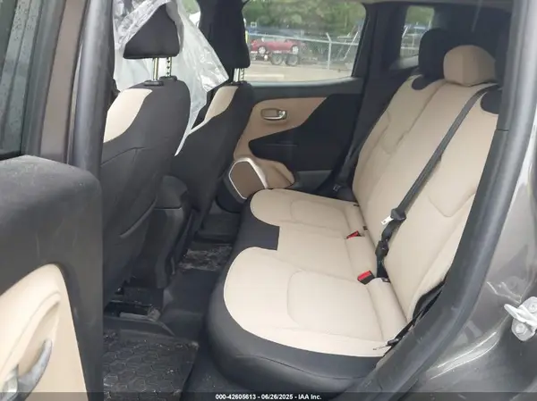 ZACCJBBT7GPD12284 2016 JEEP RENEGADE - Image 8