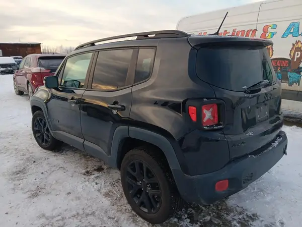 ZACCJBBT7GPD42076 2016 JEEP RENEGADE - Image 2