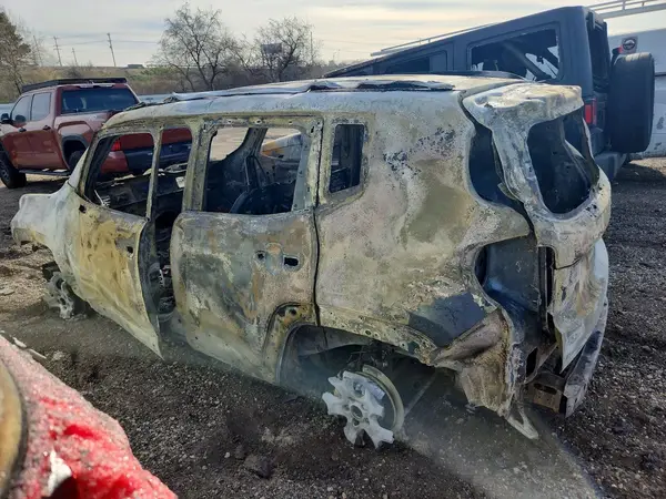 ZACCJBBT7GPD51554 2016 JEEP RENEGADE - Image 2
