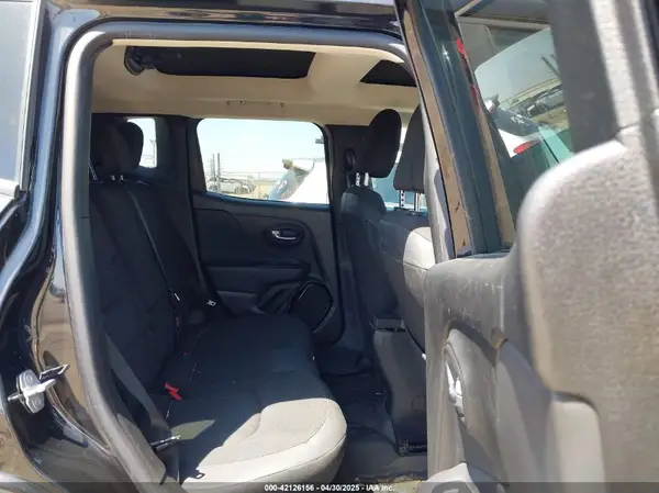 ZACCJBBT7GPD60335 2016 JEEP RENEGADE - Image 8