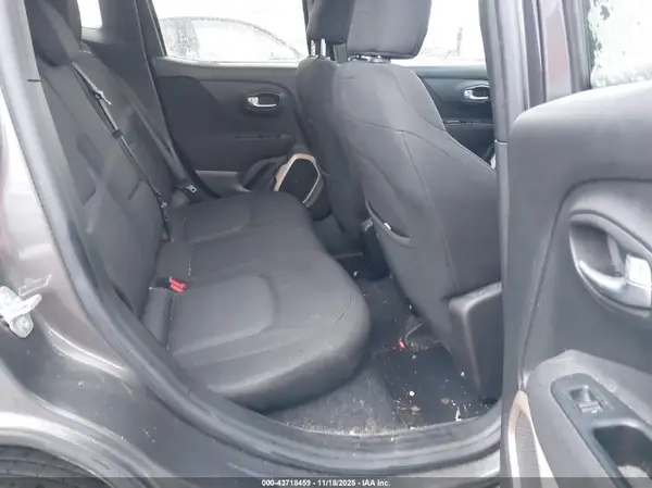 ZACCJBBT7GPD71061 2016 JEEP RENEGADE - Image 8